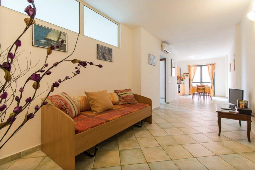 Residenza Maria Antonia - Private Apartment Orosei Εξωτερικό φωτογραφία