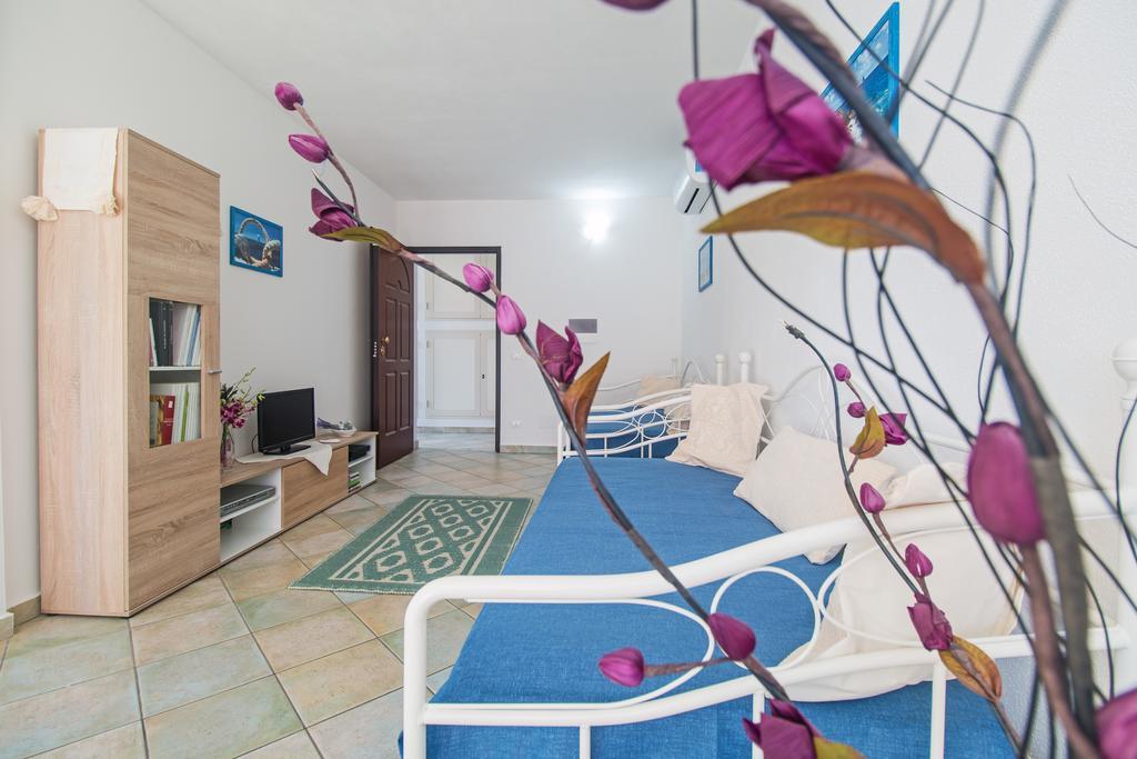 Residenza Maria Antonia - Private Apartment Orosei Εξωτερικό φωτογραφία