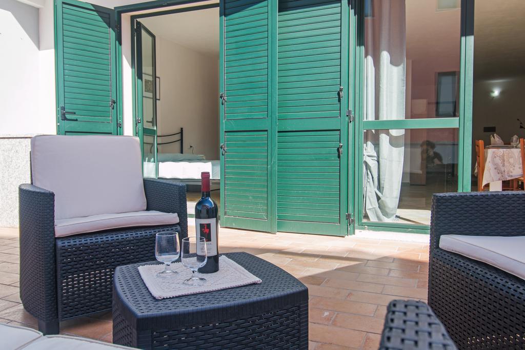 Residenza Maria Antonia - Private Apartment Orosei Εξωτερικό φωτογραφία
