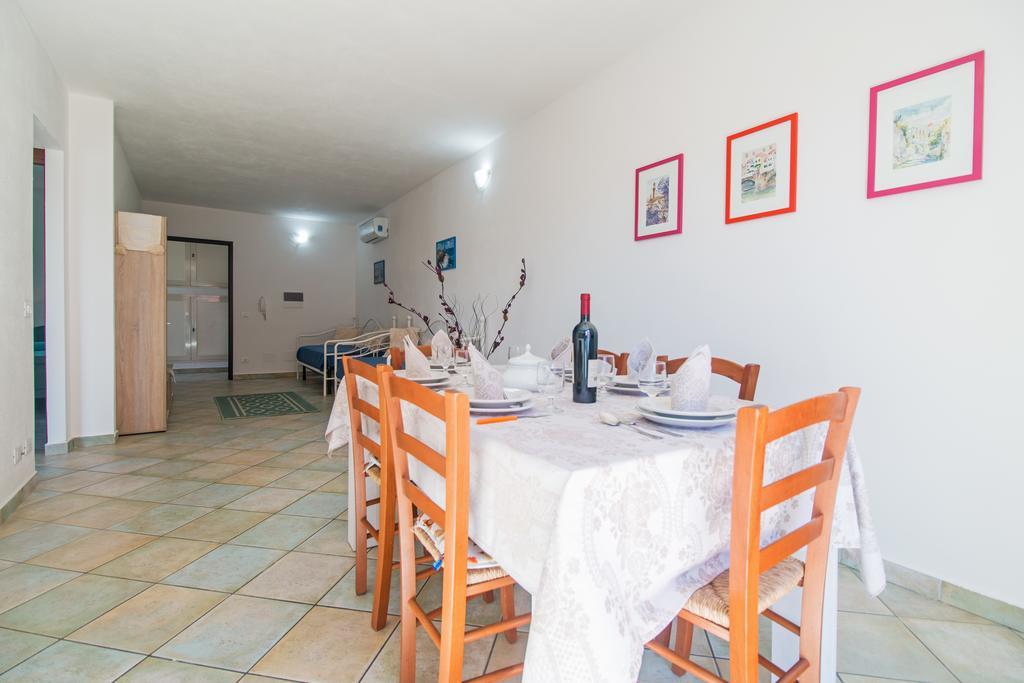 Residenza Maria Antonia - Private Apartment Orosei Εξωτερικό φωτογραφία